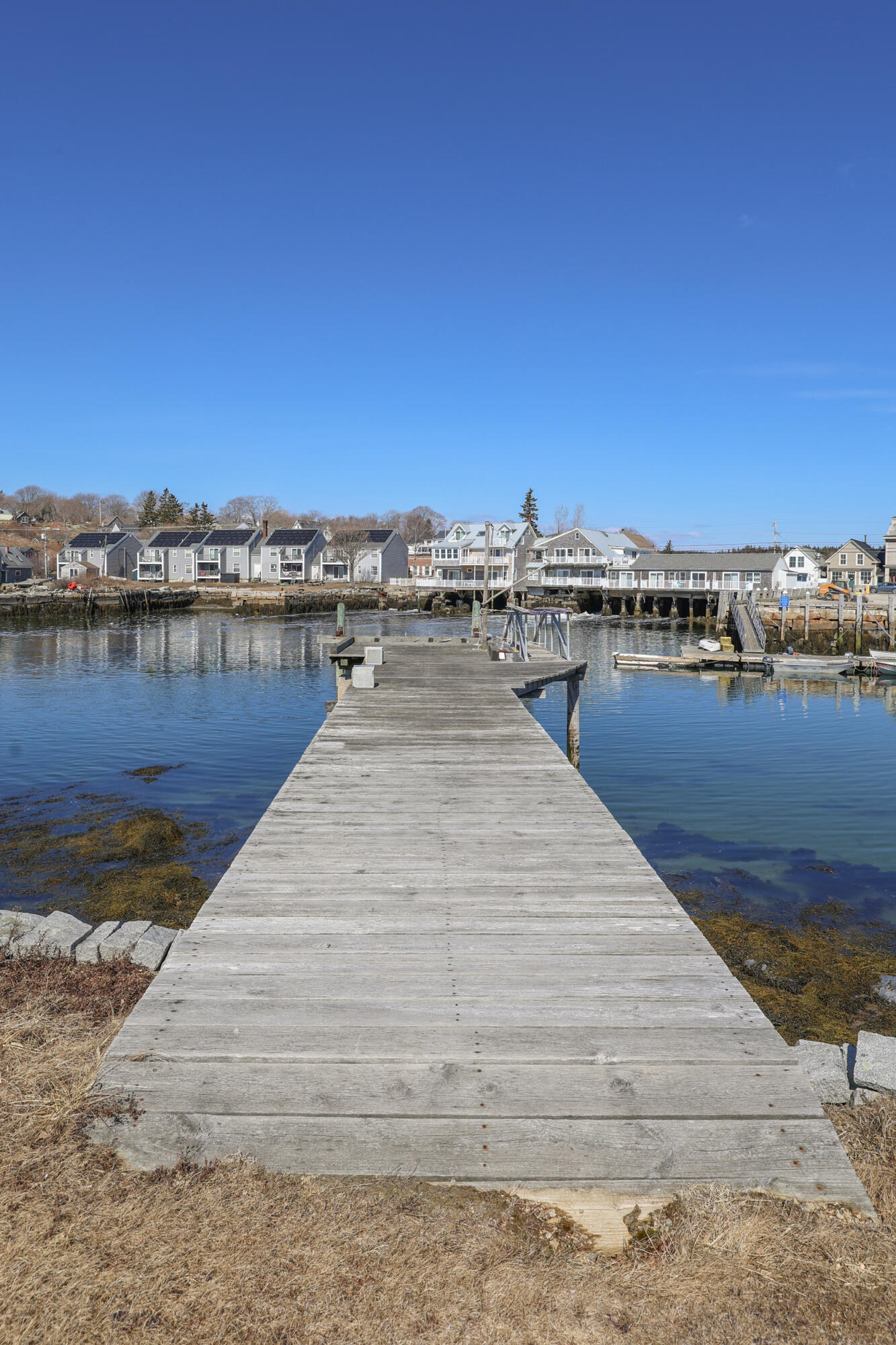 27 Clamshell Alley Vinalhaven ME 04863