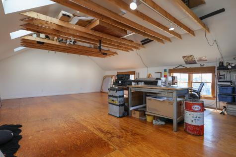 27 Clamshell Alley Vinalhaven ME 04863