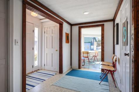 27 Clamshell Alley Vinalhaven ME 04863