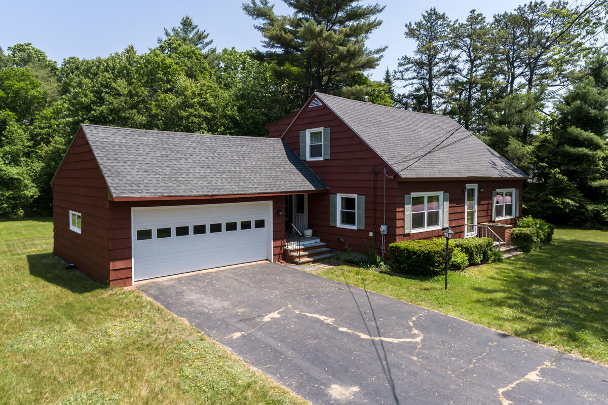 69 Garfield Road Auburn ME 04210