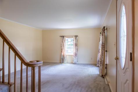 69 Garfield Road Auburn ME 04210