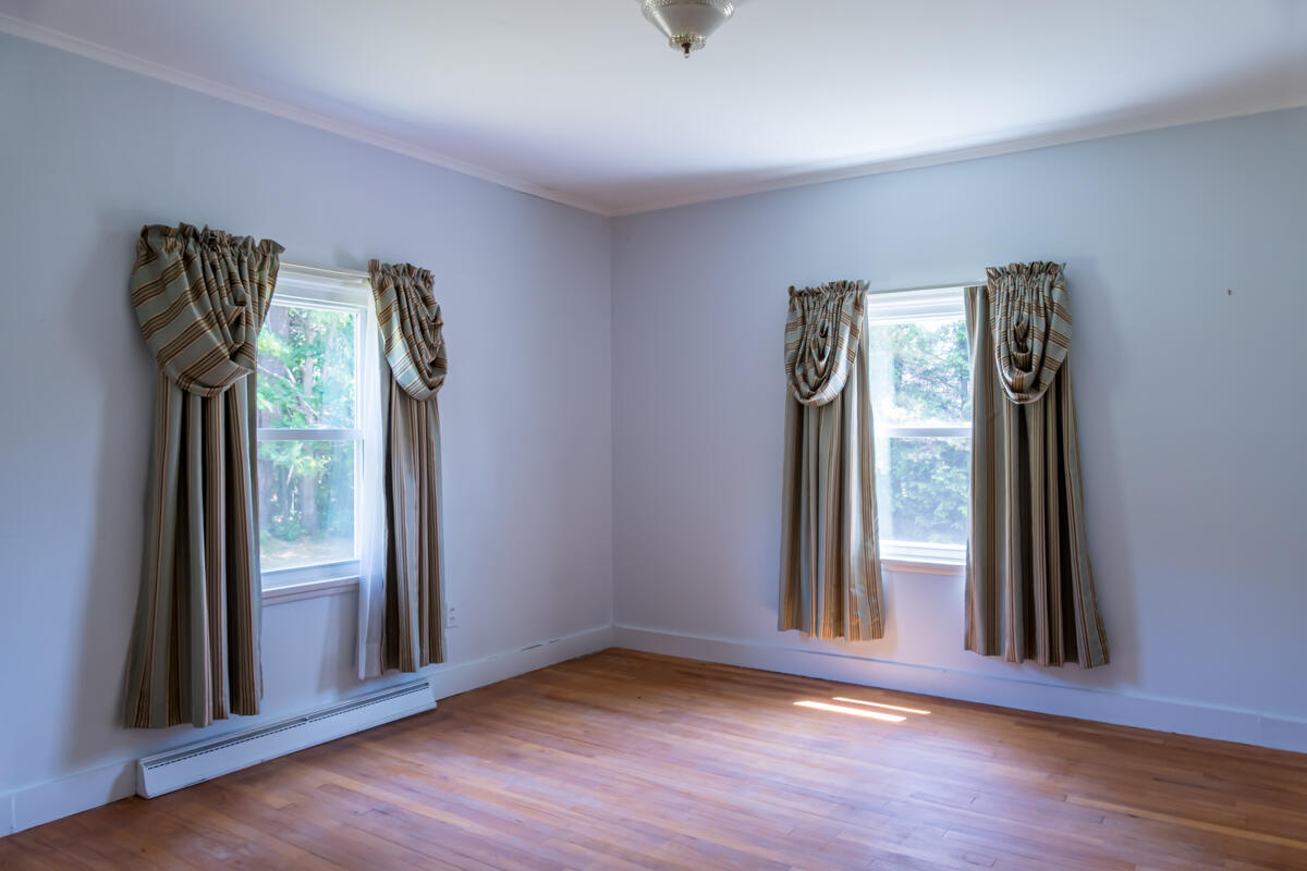 69 Garfield Road Auburn ME 04210