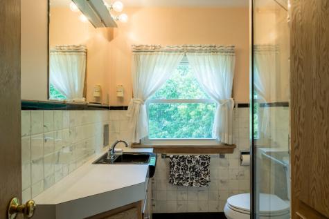 69 Garfield Road Auburn ME 04210