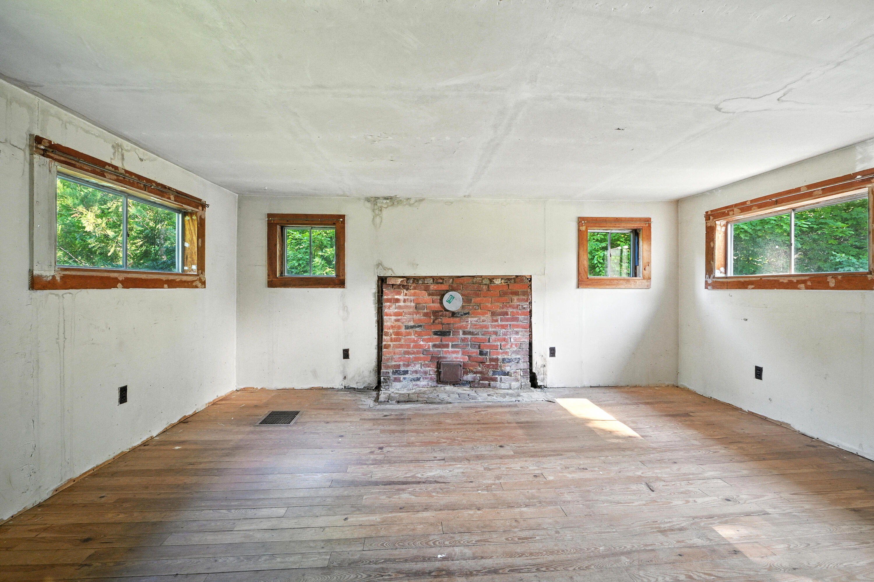 570 Mcgrath Pond Road Belgrade ME 04917