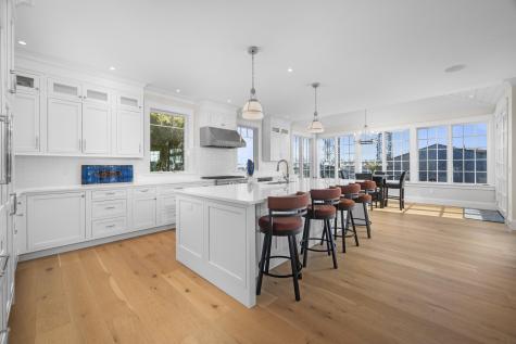 21 Badgers Island W Kittery ME 03904