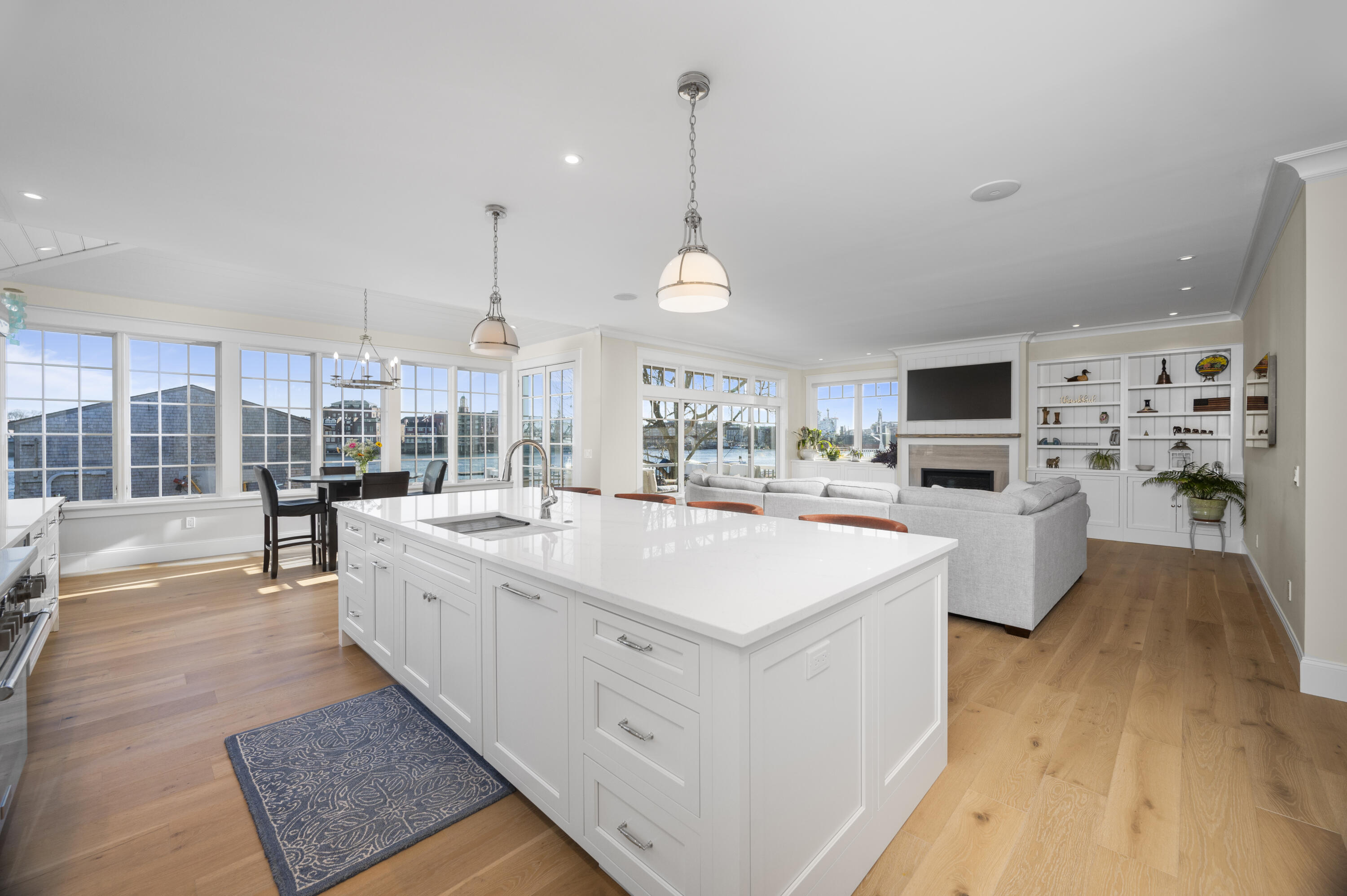 21 Badgers Island W Kittery ME 03904