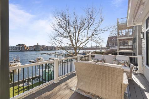 21 Badgers Island W Kittery ME 03904