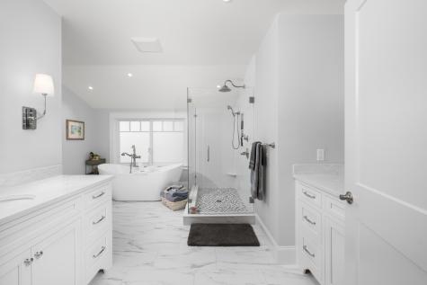 21 Badgers Island W Kittery ME 03904