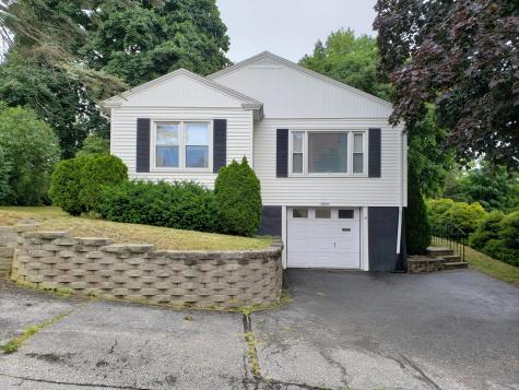 15 Saint Croix Street Lewiston ME 04240