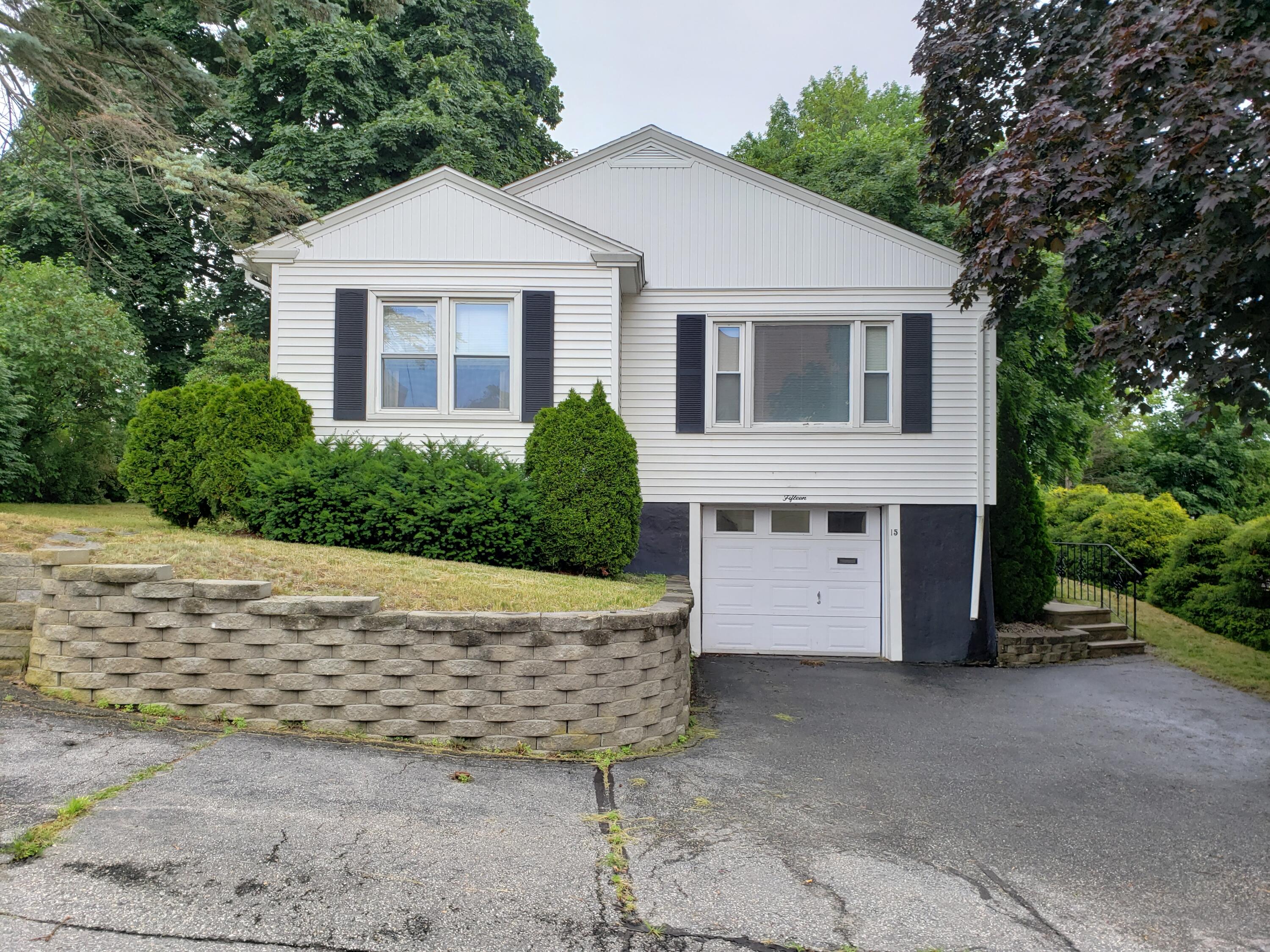 15 Saint Croix Street Lewiston ME 04240
