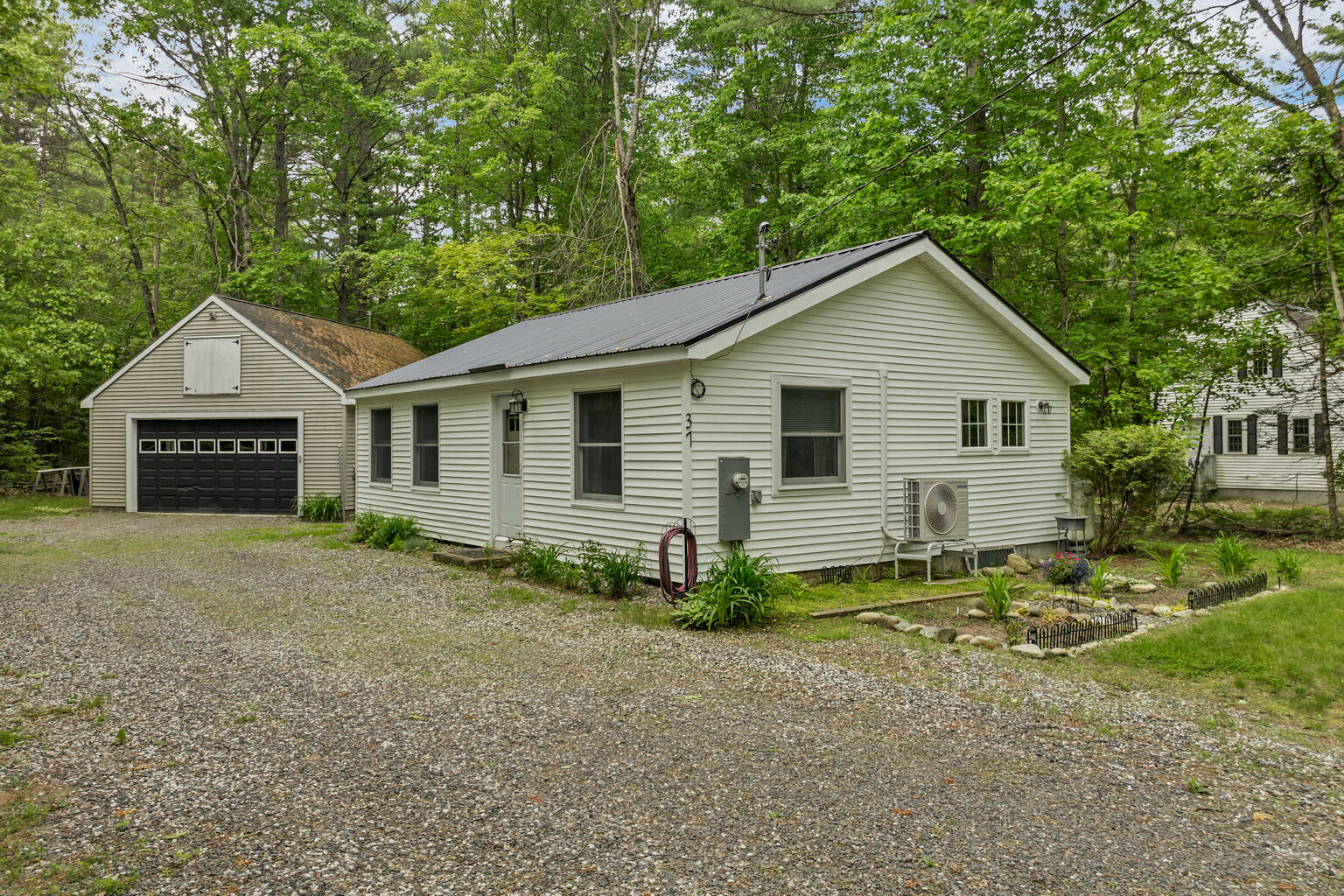 37 Kennedy Drive Waterboro ME 04061