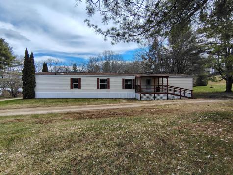 52 Hodsdon Lane Jefferson ME 04348