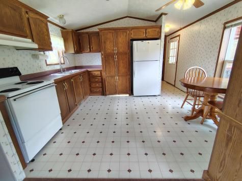 52 Hodsdon Lane Jefferson ME 04348