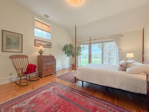 119 Memorial Highway North Yarmouth ME 04097