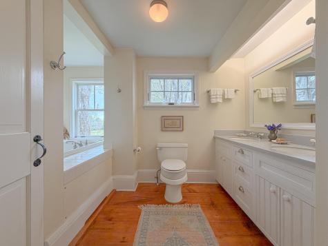 119 Memorial Highway North Yarmouth ME 04097