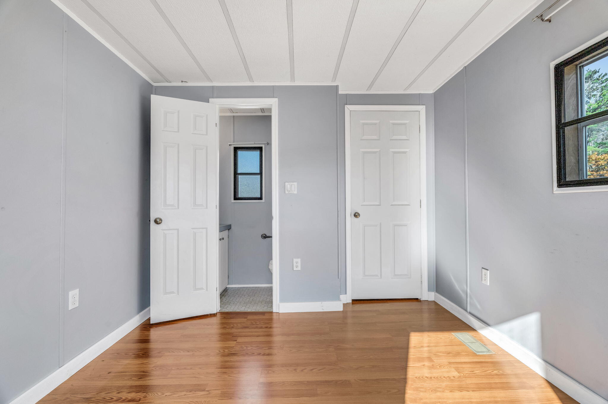 11 Elwell Lane Brunswick ME 04011