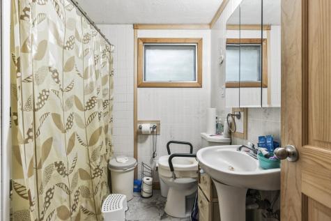 248 Lincoln Street Saco ME 04072