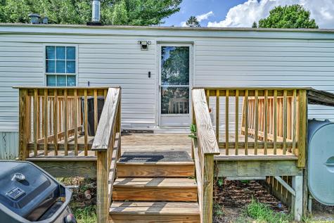 175-179 Maple Avenue Farmington ME 04938