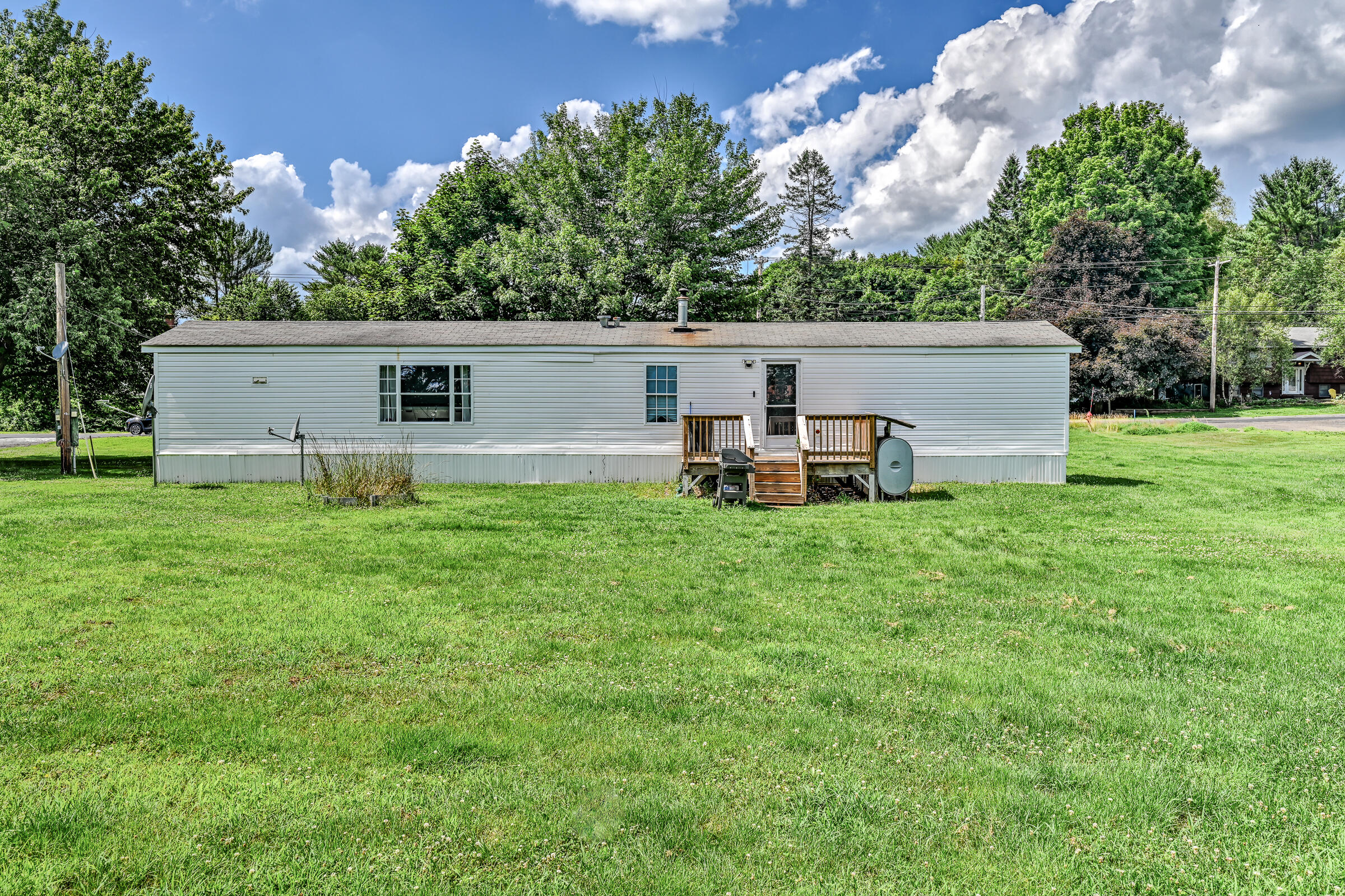 175-179 Maple Avenue Farmington ME 04938