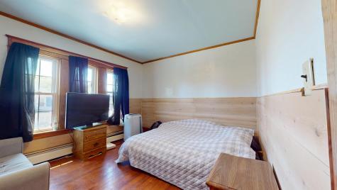 12 Lakeview Street Lincoln ME 04457