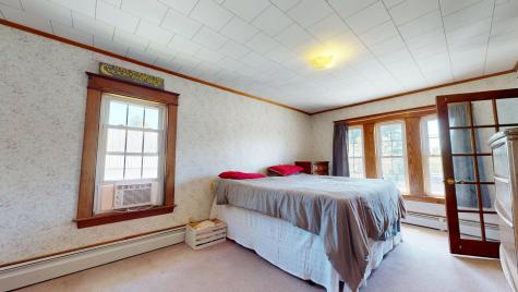 12 Lakeview Street Lincoln ME 04457