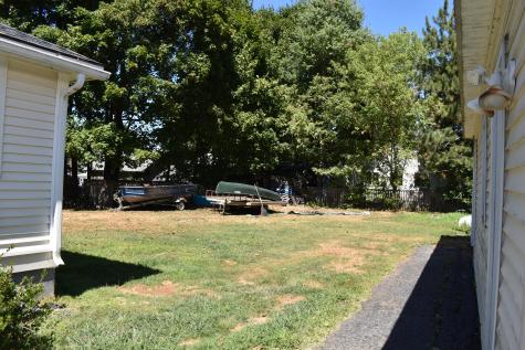 12 Lakeview Street Lincoln ME 04457