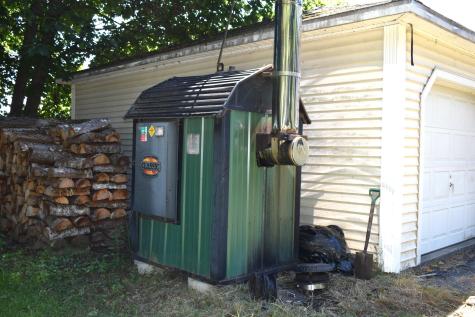 12 Lakeview Street Lincoln ME 04457