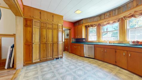 12 Lakeview Street Lincoln ME 04457