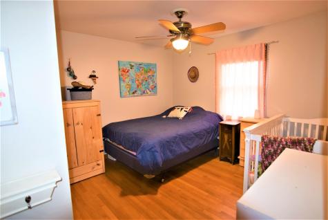 9 Jeannette Avenue Lewiston ME 04240