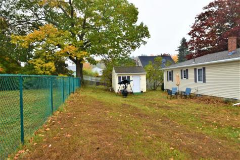 9 Jeannette Avenue Lewiston ME 04240