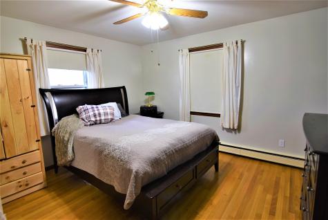 9 Jeannette Avenue Lewiston ME 04240