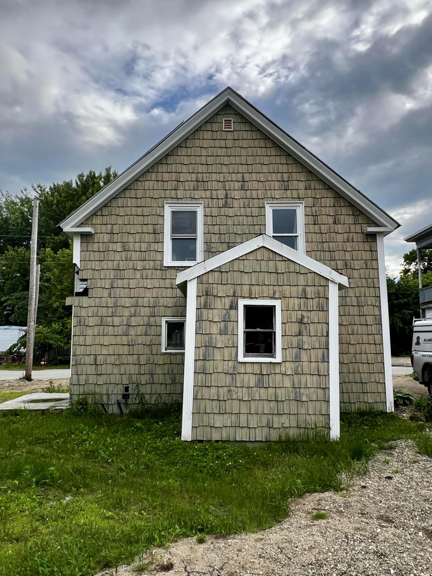 13 Holman Avenue Mexico ME 04257