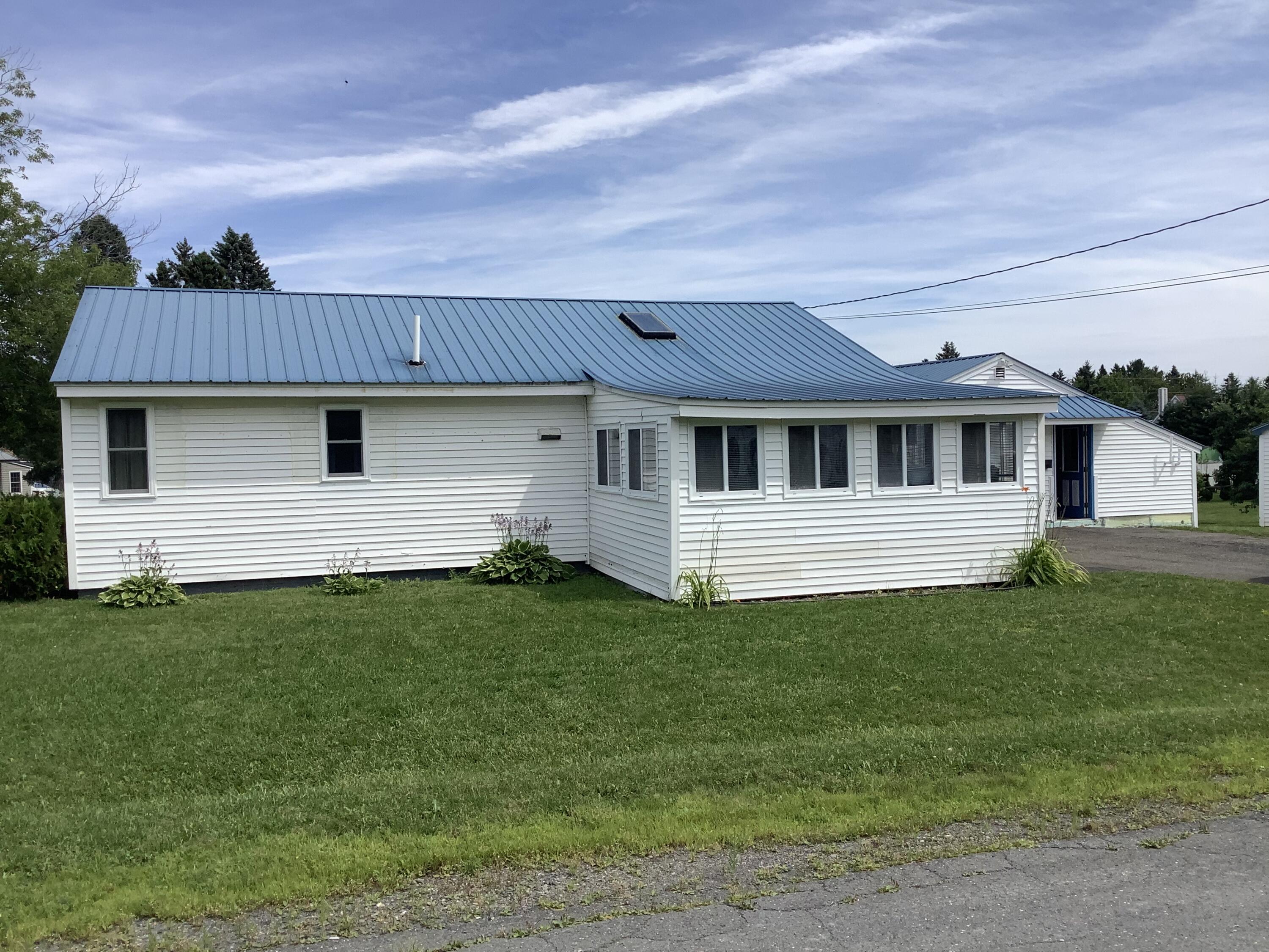 23 Federal Street Presque Isle, ME real estate