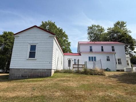 19 Gardner Avenue Machias ME 04654