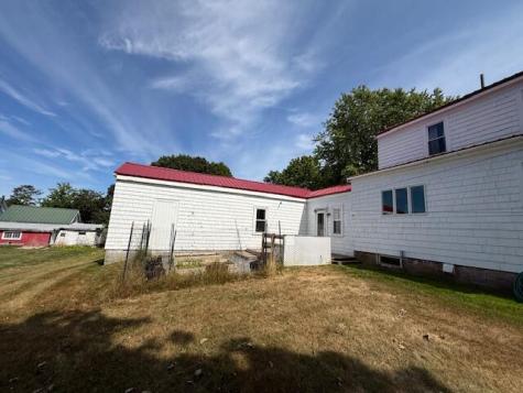 19 Gardner Avenue Machias ME 04654