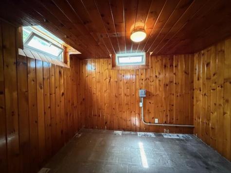 19 Gardner Avenue Machias ME 04654