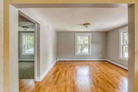 17 Harris Street Auburn ME 04210