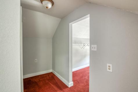 17 Harris Street Auburn ME 04210