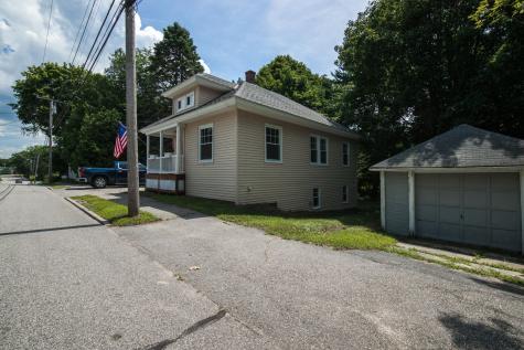17 Harris Street Auburn ME 04210