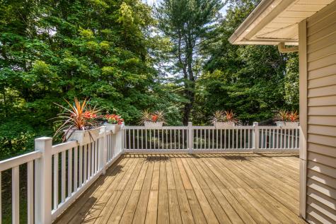 17 Harris Street Auburn ME 04210