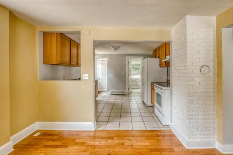 17 Harris Street Auburn ME 04210