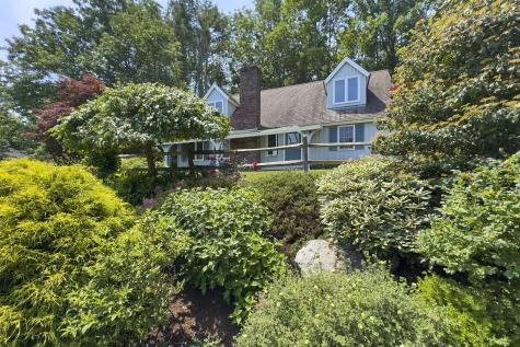 12 Deans Way Rockport ME 04856