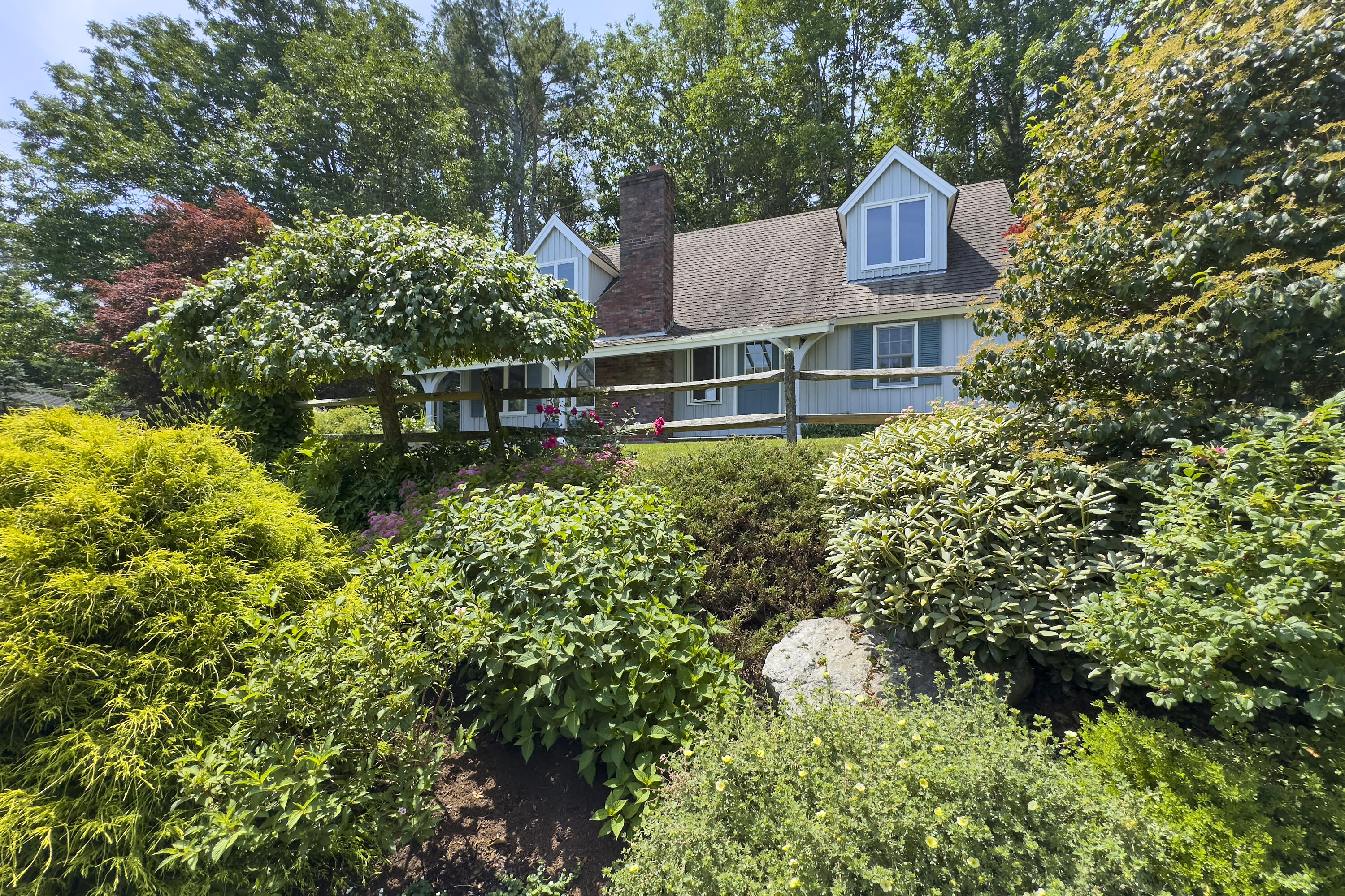 12 Deans Way Rockport ME 04856