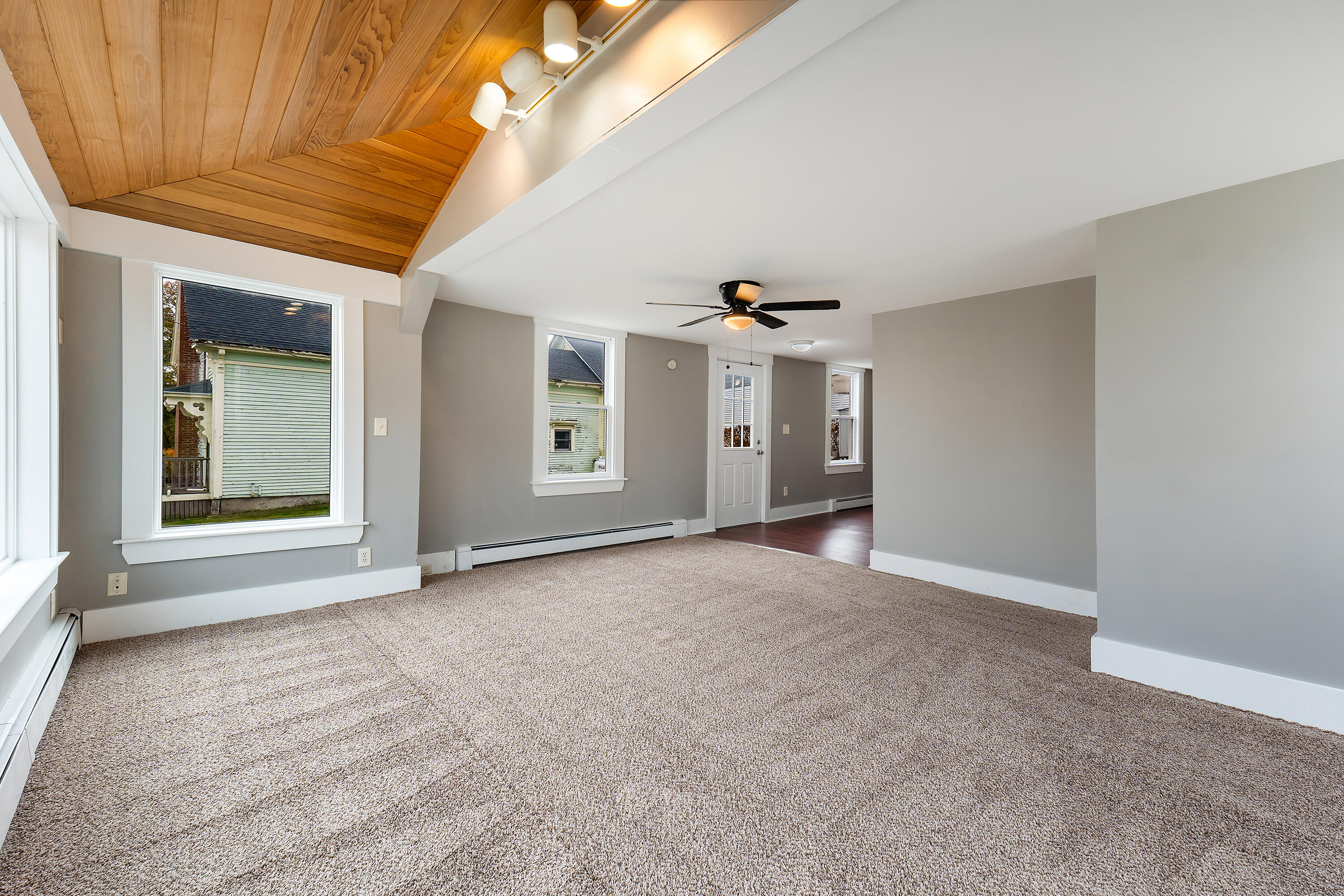 4 Lincoln Street Richmond ME 04357