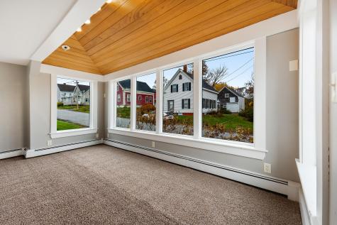 4 Lincoln Street Richmond ME 04357