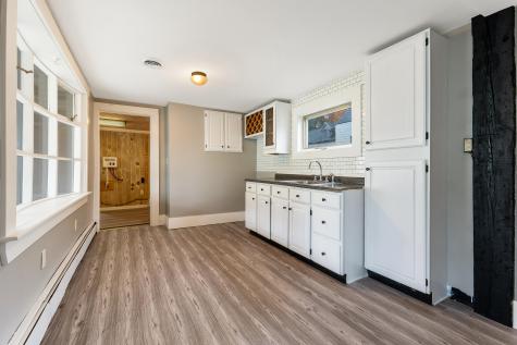 4 Lincoln Street Richmond ME 04357