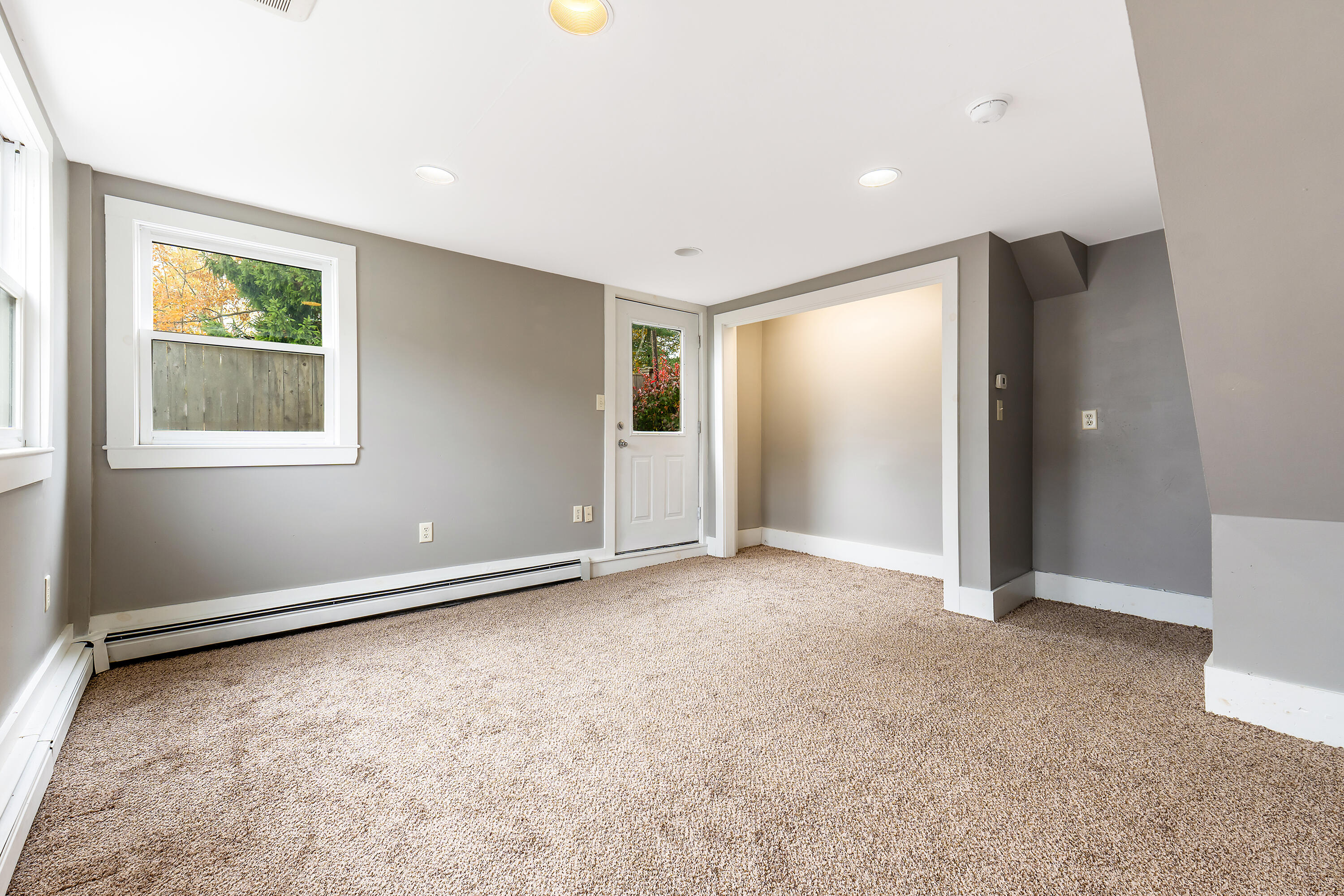 4 Lincoln Street Richmond ME 04357