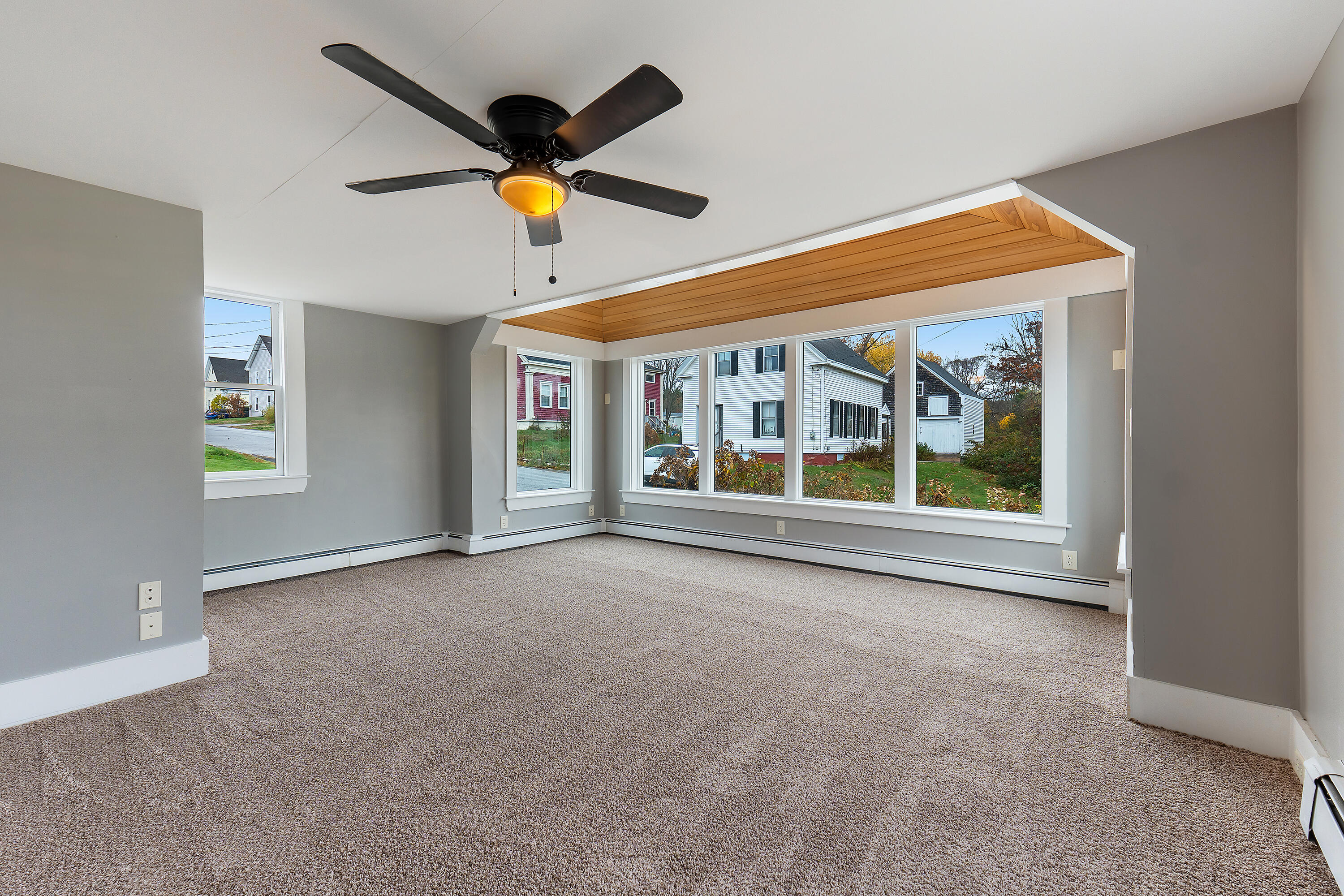 4 Lincoln Street Richmond ME 04357