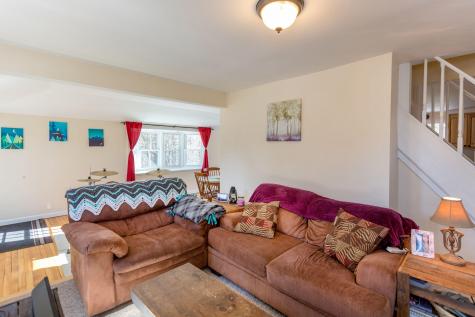 869 Lewiston Road Topsham ME 04086
