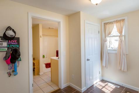 869 Lewiston Road Topsham ME 04086